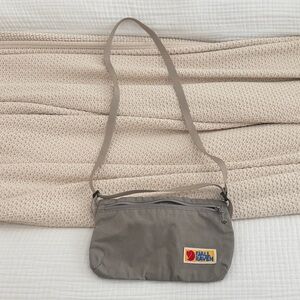 Fjällräven Small Crossbody Bag